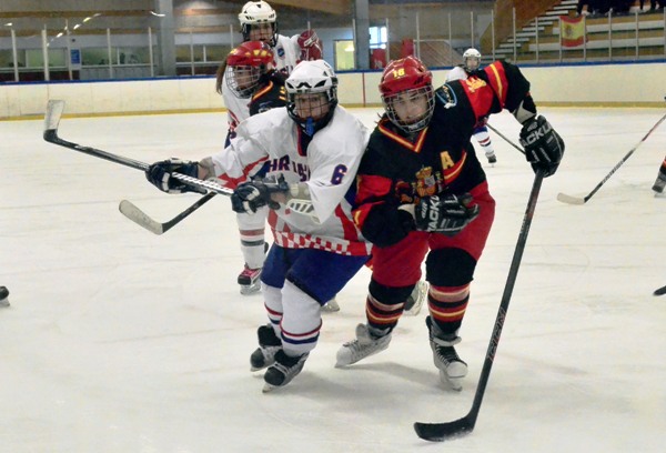 Campeonato del Mundo femenino de hockey hielo Reikiavik 2014 Foto FEDH