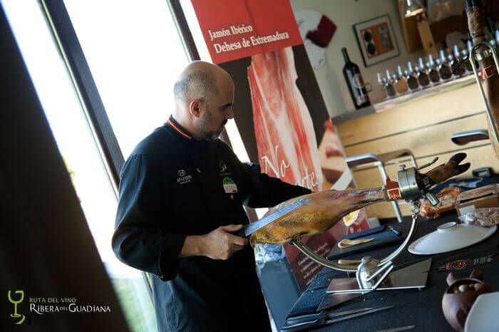 TALLER CORTE DE JAMON