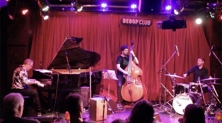 PAU VIGUER TRIO