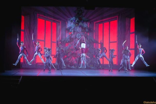 El Cascanueces - Acto I