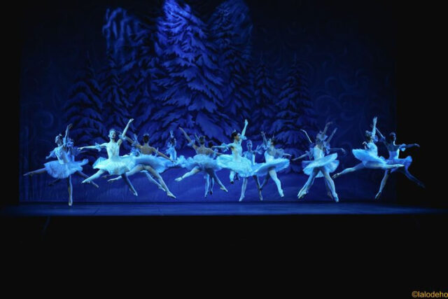 El Cascanueces - Acto I