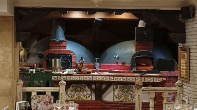 El Yantar de la Ribera Barcelona Horno Asador