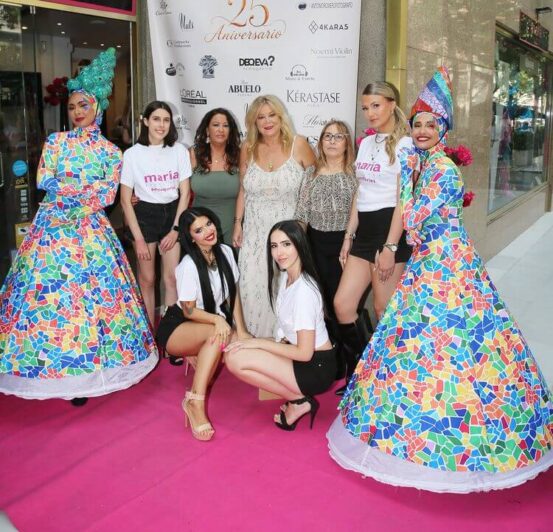 aría Lopez y equipo Salón Bonanova María Lopez y equipo Salón Bonanova