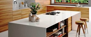 Novedades en encimeras super blancas: Silestone Iconic White y Blanco Zeus de Cosentino