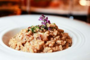 cena de sant jordi en barcelona