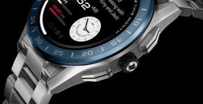 TAG HEUER_CONNECTED_WATCH_HOLIDAY_EDITION