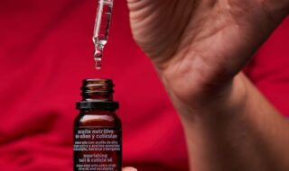 Aceite Nutritivo de Uñas y Cutículas