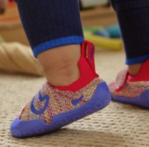 nike swoosh 1