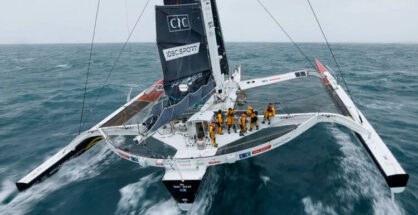 Támara Echegoyen hace historia al completar la primera vuelta al mundo sin escalas con una tripulación íntegramente femenina