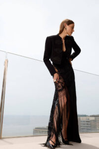 Ze García vestido negro colección Aldamar